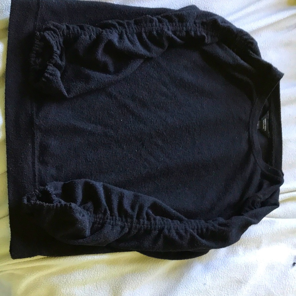 Medium, Simply Vera Vera Wang, cozy sweater, color black.